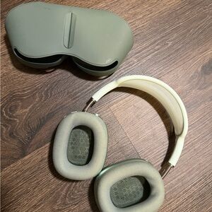 Apple Air Pod Max